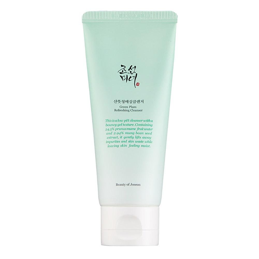 Green Plum Refreshing Cleanser